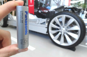 panasonic-tesla-battery-e1533126068426