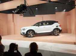 volvo-xc40-recharge-live-photos