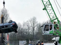 24792367-das-auto-wurde-an-silvester-aus-dem-main-gezogen-45ef