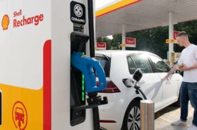 150kw-high-powered-ev-charger