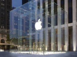 2015-545996-apple-flagship-store-in-new-york1