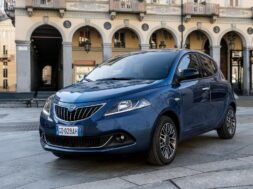 Lancia Ypsilon