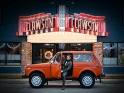 OYbT_rPXpLs.jpg.740x555_q85_box-113,0,1891,1334_crop_detail_upscale