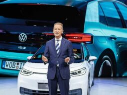 bf4e65db-4559-48e0-b847-2754e78413dd_w948_r1.77_fpx74.43_fpy44.97