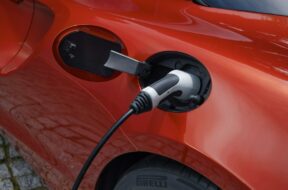 McLaren Artura charging