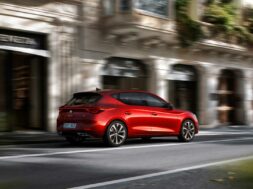2020-seat-leon