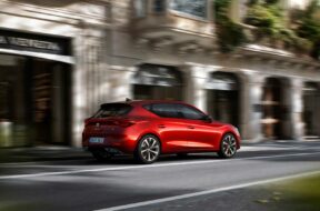 2020-seat-leon