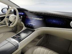 S0-mercedes-eqs-bienvenue-a-bord-667956