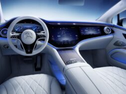 S0-mercedes-eqs-bienvenue-a-bord-667968