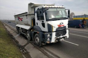 roata-camion-lovit-mortal-001