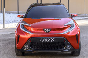 toyota-aygo-x3