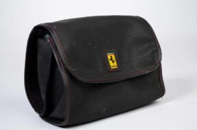 1200x768_trousse-outils-ferrari-f40 (1)