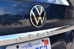 2021-volkswagen-atlas-exterior-badging