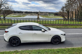 Mazda 3 e-Skyactive X
