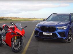 Ducati Panigale V4 S BMW X5 m