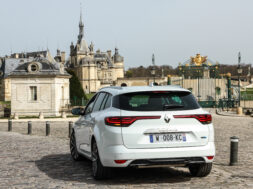 Renault Megane Grandtour E-Tech Hybrid Plug-in/160 Intens