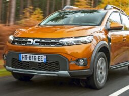 Dacia Duster render caradisiac