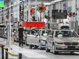 (200916) — BEIJING, Sept. 16, 2020 — File photo taken on May 23, 2018 shows employees working at the production line o