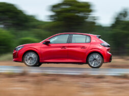 Peugeot 208 1.2 PureTech 100 ks Allure Pack