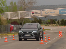 Screenshot_20210521_150544_com.vanced.android.youtube