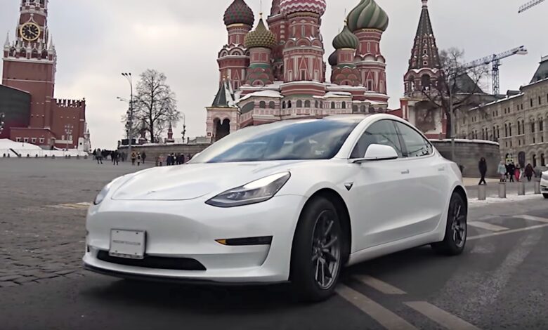 Tesla Model 3 Moskva