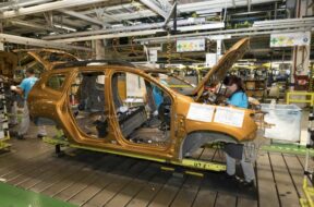 usine-dacia-roumanie-16_1