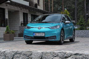 Volkswagen_ID3_dmotion_2021_04