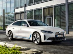 bmw-i4 (5)