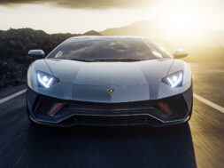Lamborghini_Aventador_Ultimae_4