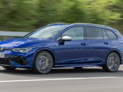 Volkswagen Golf R variant