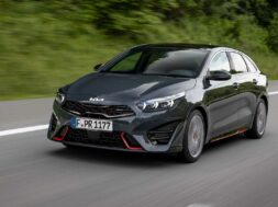 kia-ceed-restyling-la-gamma-2021 (9)