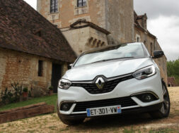 Renault Scenic 1.3 TCe/160 Intense