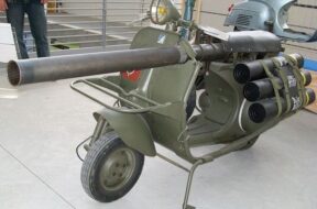 S1-insolite-les-vespa-lance-roquette-de-l-armee-francaise-687563