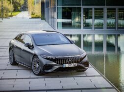 2022-Mercedes-AMG-EQS-53-17