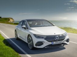 Mercedes EQE