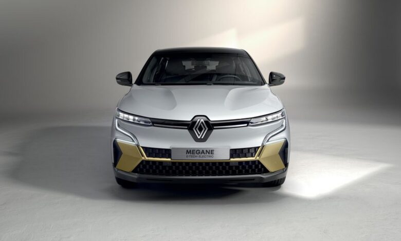 2022 Renault Megane E 2