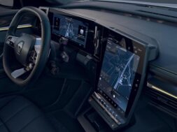 2022-Renault-Megane-E-5