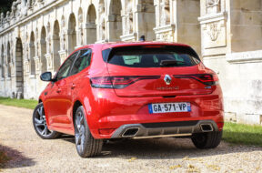 Renault Megane E-Tech Hybrid Plug-in R.S Line