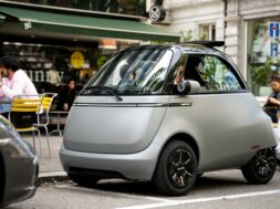 Microlino-2.0-Competizione-011