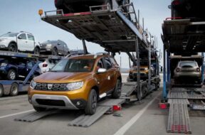 angajat-Dacia-Renault-cu-experienta