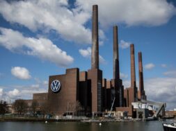 200424083935-01-volkswagen-factory-wolfsburg-germany-0331-full-169