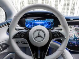 2022-mercedes-benz-eqs-450-interior-digital-instrument-cluster