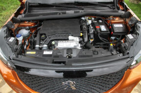 Peugeot 2008 1.2 PureTech/100 Active Pack