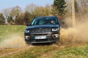 Jeep Compass AR