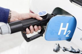 hydrogen-fueling-station-H2-MOBILITY