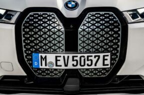 2022-bmw-ix-exterior