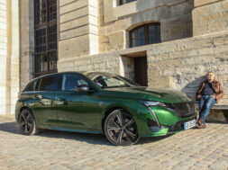 Peugeot 308 plug-in hibrid