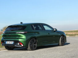 Peugeot 308 plug-in hibrid