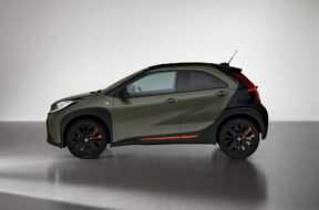 Toyota-Aygo-X-Cardamon-7