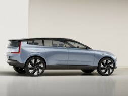 Volvo-Recharge-Concept-2